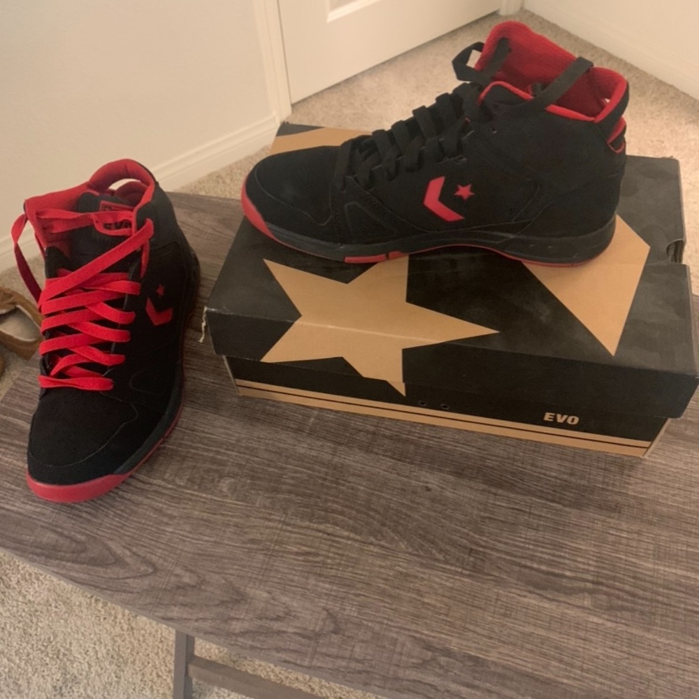 Converse Black and Red Star High-Tops